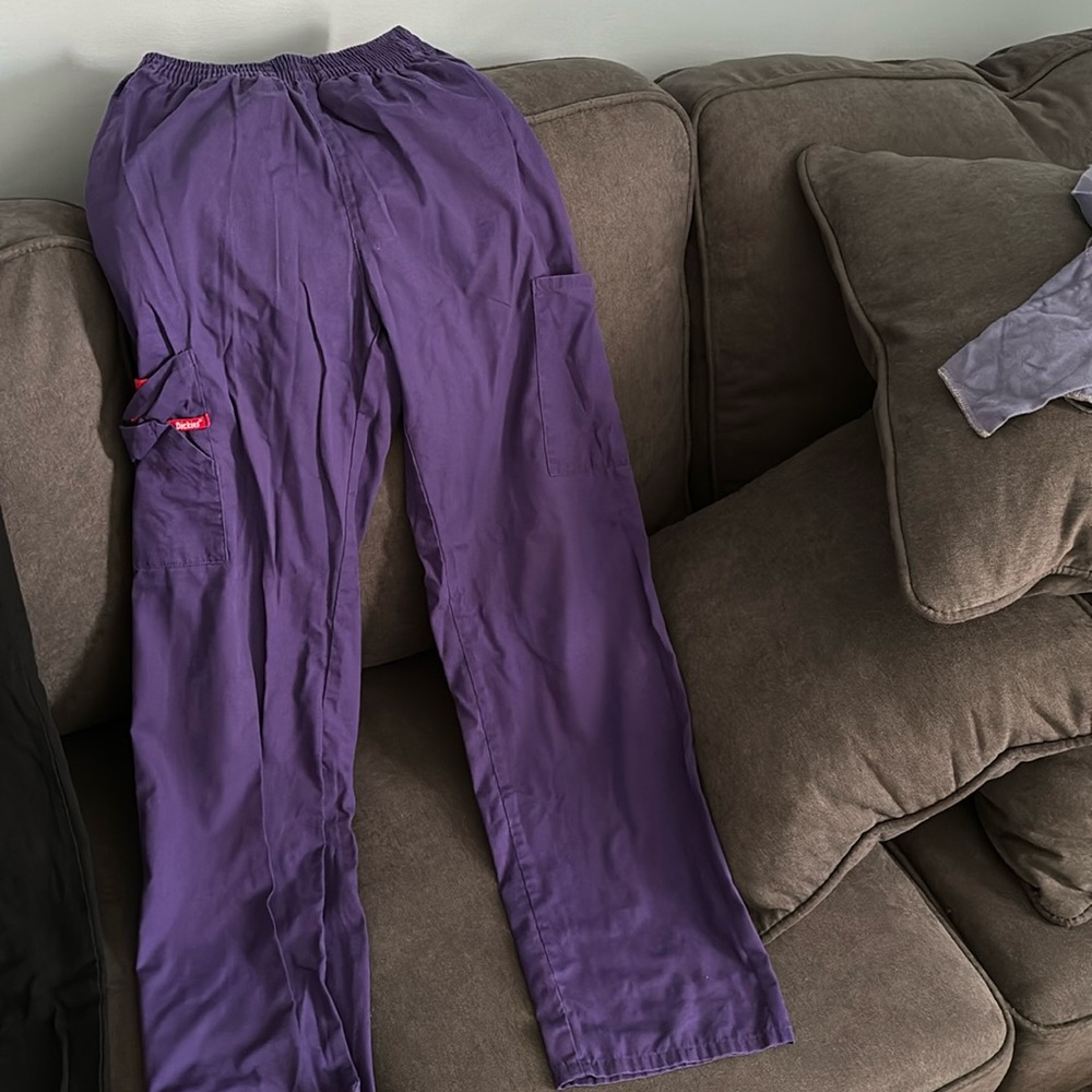 dickies cargo scrubs